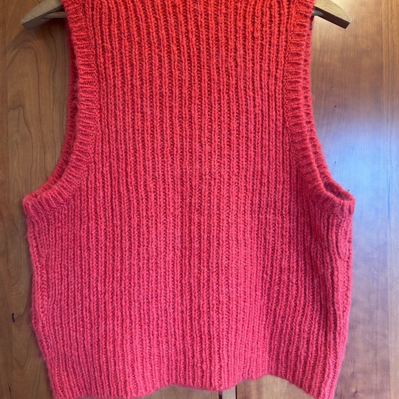J Crew Red Wool Alpaca Sweater Vest Women’s Size L Holiday - Picture 5 of 7
